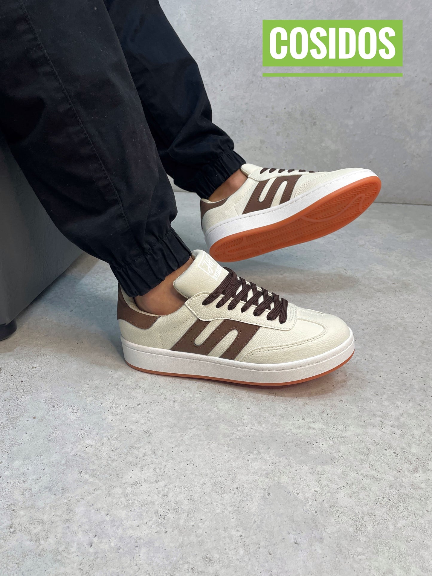 REF 045 Beige